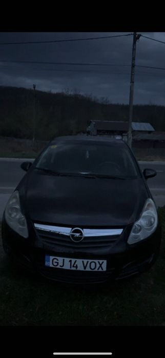 Vând opel corsa 2010