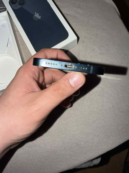 Iphone 13 128 GB Midnight blue