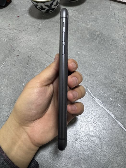 Iphone 11 ideal holatda