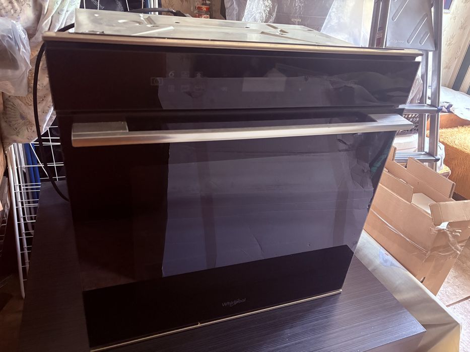 Фурна за вграждане Whirlpool W7 OM4 4S1 P