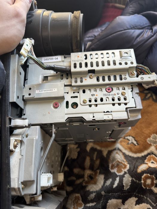 Продам мафон штатный mazda 6 gg