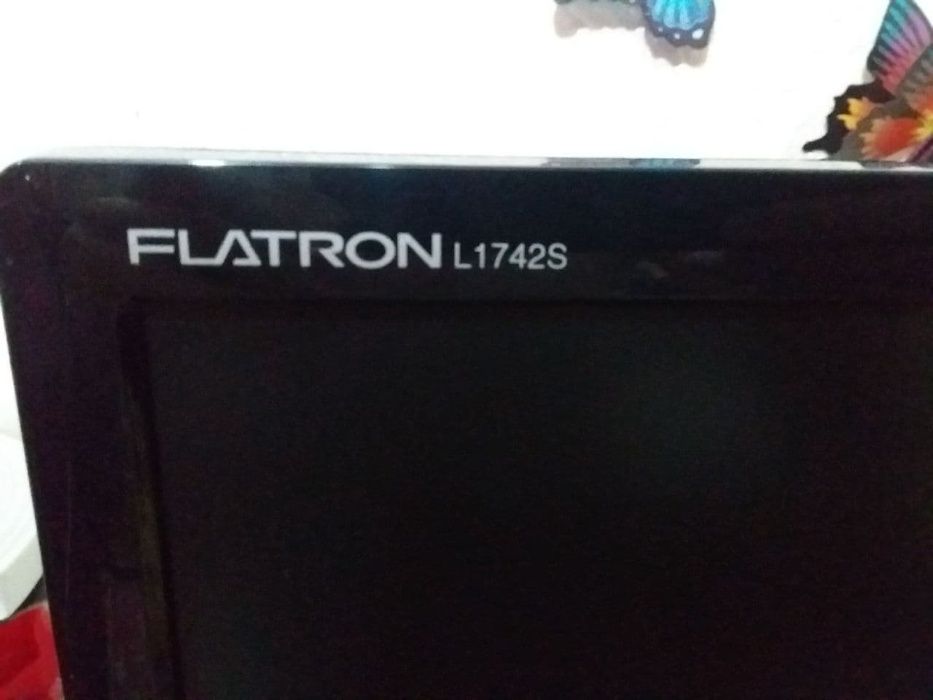 Продаю монитор LG Flatron диагональ 17