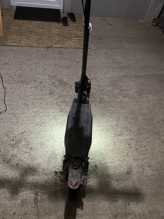 Trotineta electrica ruptor r1