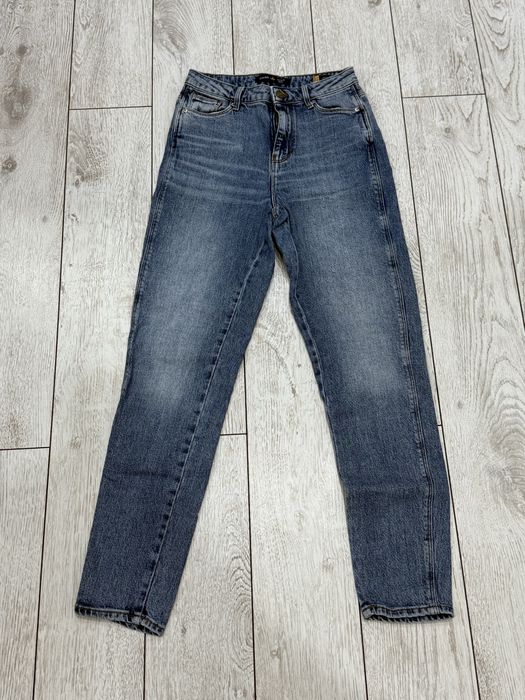 Продаю женские б/у джинсы!