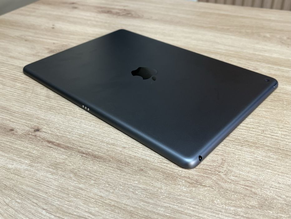 Apple IPad 9th Gen. 64GB + Apple Pencil Перфектен