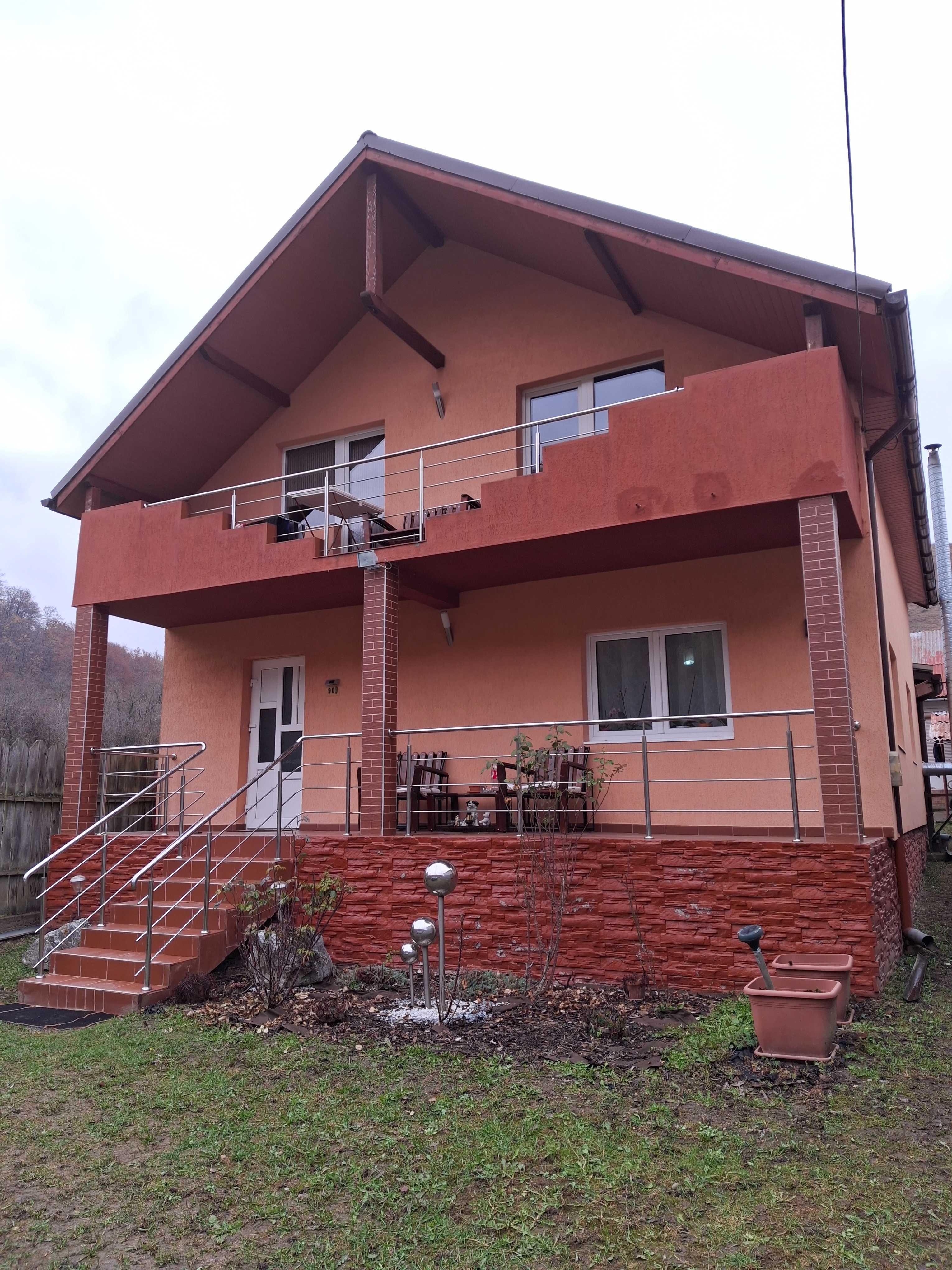 Vând casă la Boș, Hunedoara