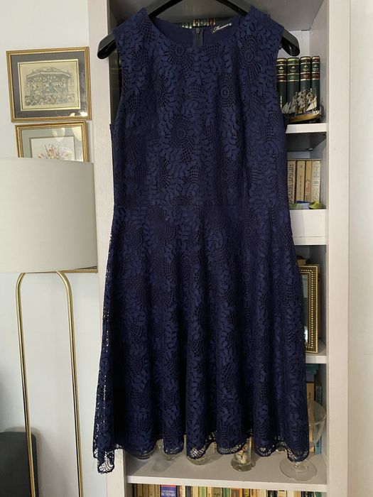 Rochie noua, bleumarin din dantela