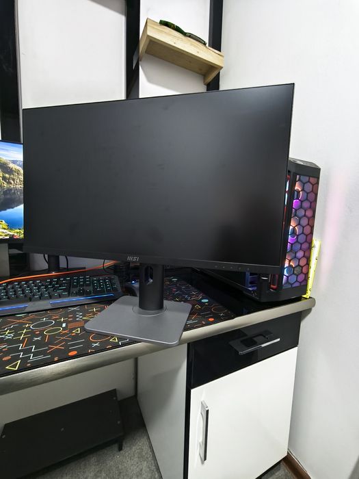 Компьютер продаётся для работы для рендеринга для монтажа