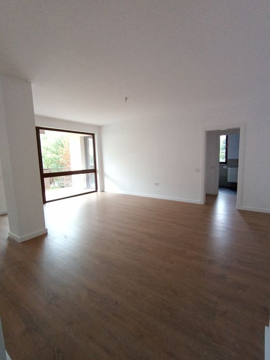 De vânzare apt cu 2 camere,in bloc nou,cu lift