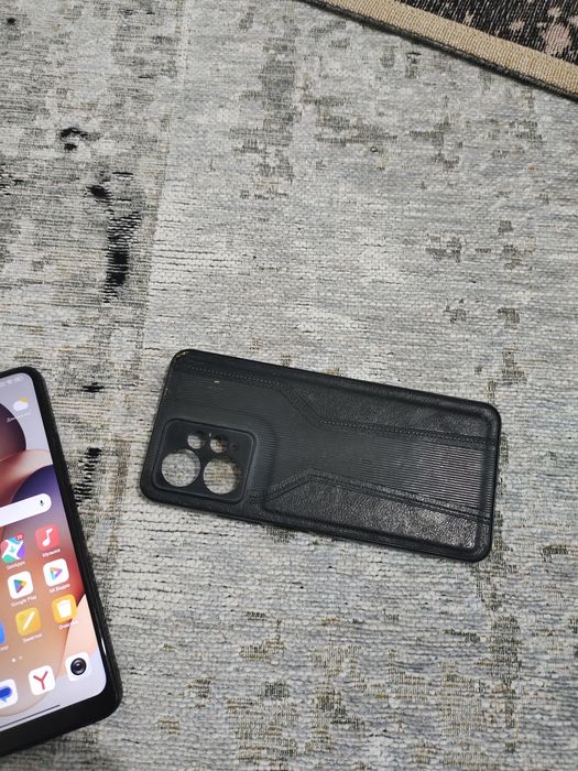 Продаю редми нот 12