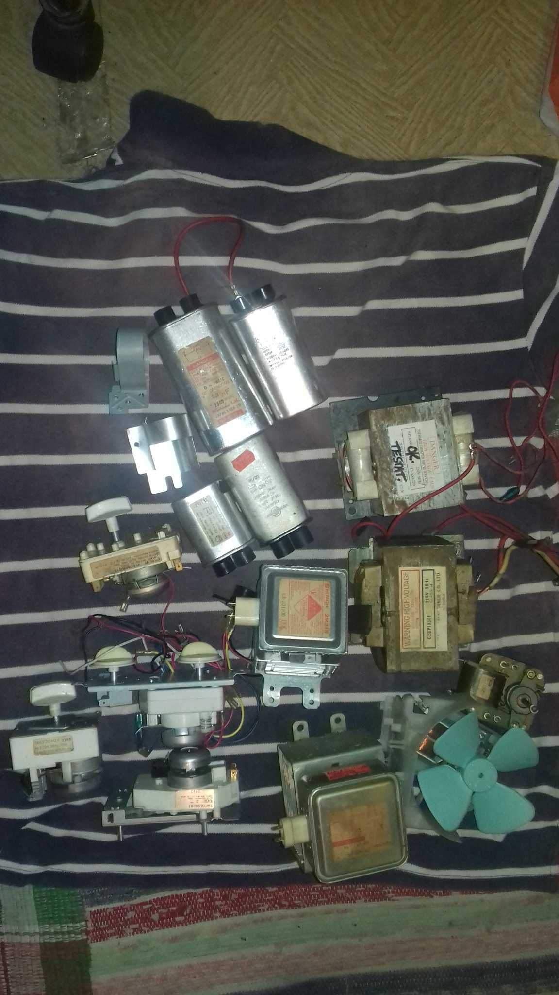 Componente cuptor microunde-magnetron,trafo inalte,conzi,ventilator