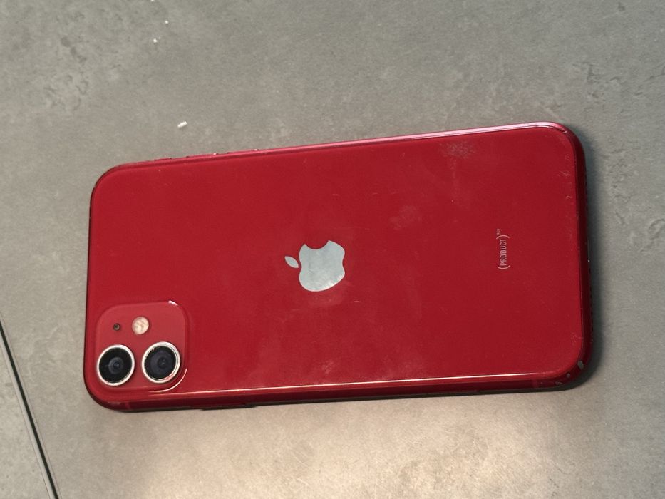 Продам Iphone 11