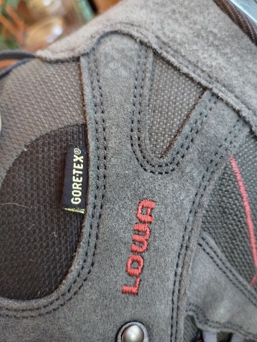 Bocanci barbati Lowa