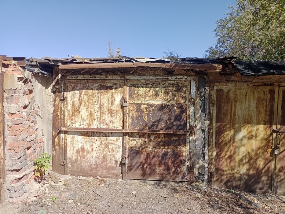 Продам гараж в районе кафе Индианы в хорошем состоянии