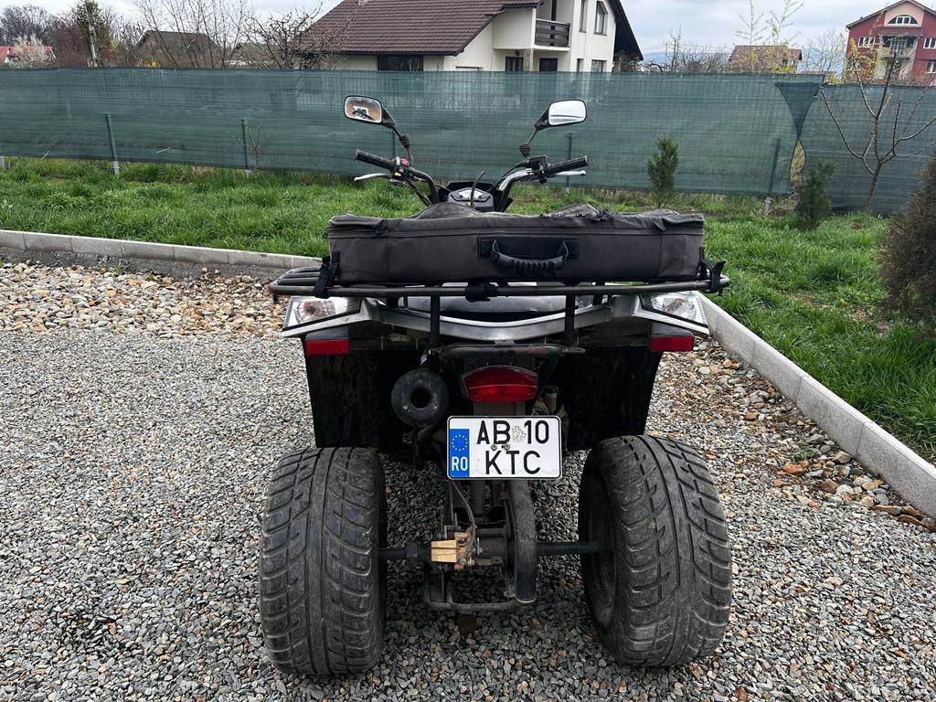 ATV 250 CC, înmatriculat ,cutie automată ,se conduce cu categoria B.