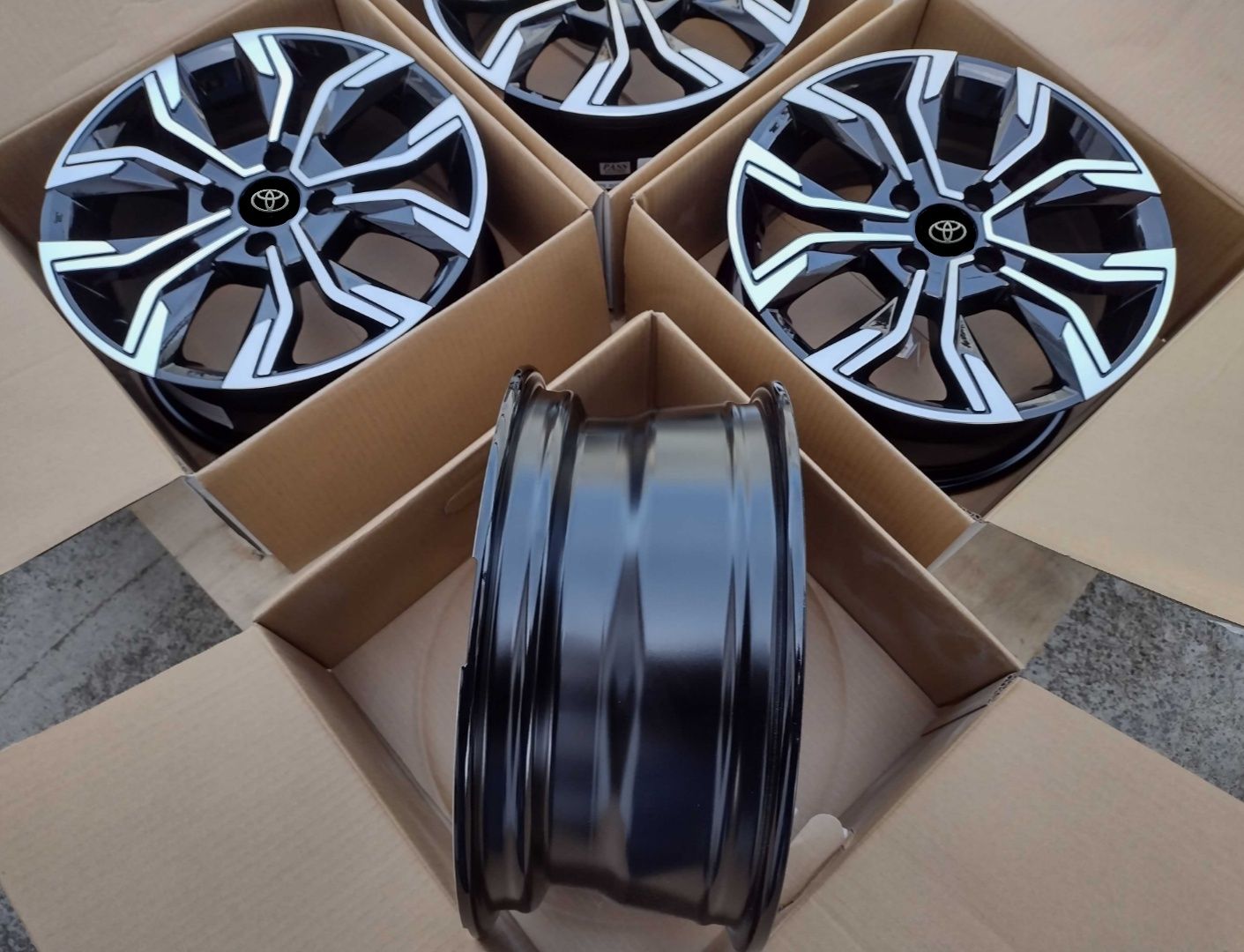 Jante Toyota 4 x 100 R17 Bicolore