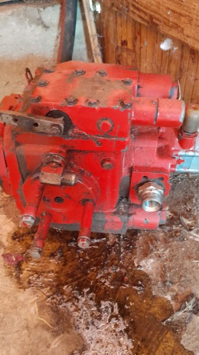 Hidrostată pentru combine agricole