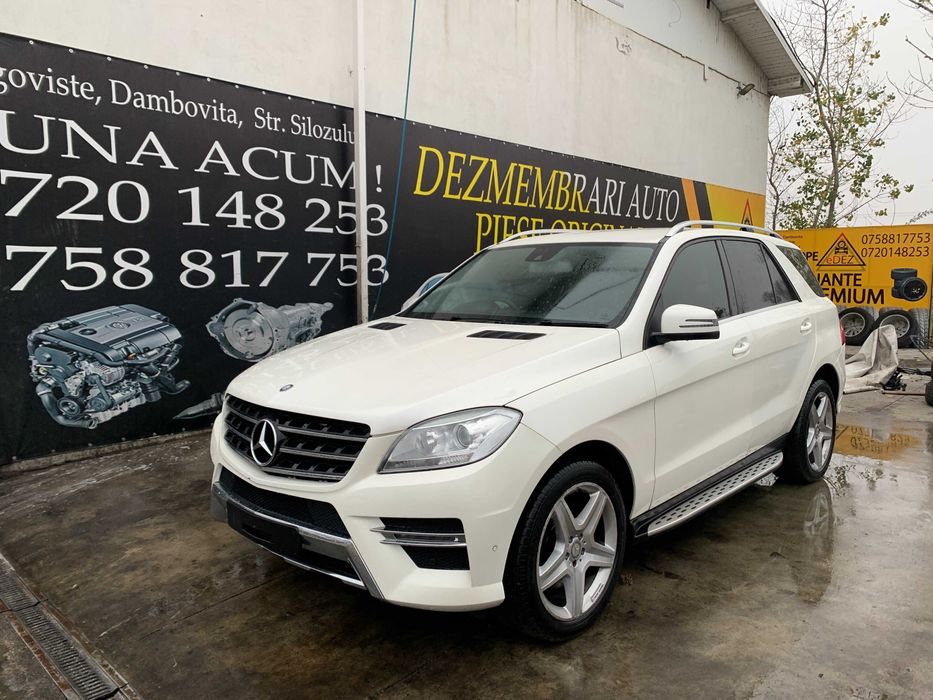Dezmembrez mercedes ML w166  m350 euro 6 4-matic/stop ml w166/far w166