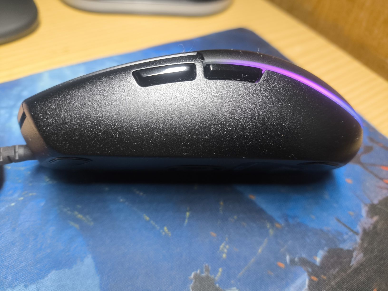 Мышка Logitech g102 в идеальном состоянии