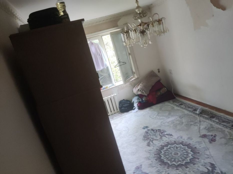 Массив Ялангач ориентир Институт Культуры 3/3/4 панель, балкон 1,5х3,