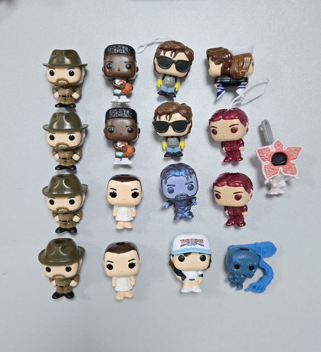 Очень странные дела kinder joy