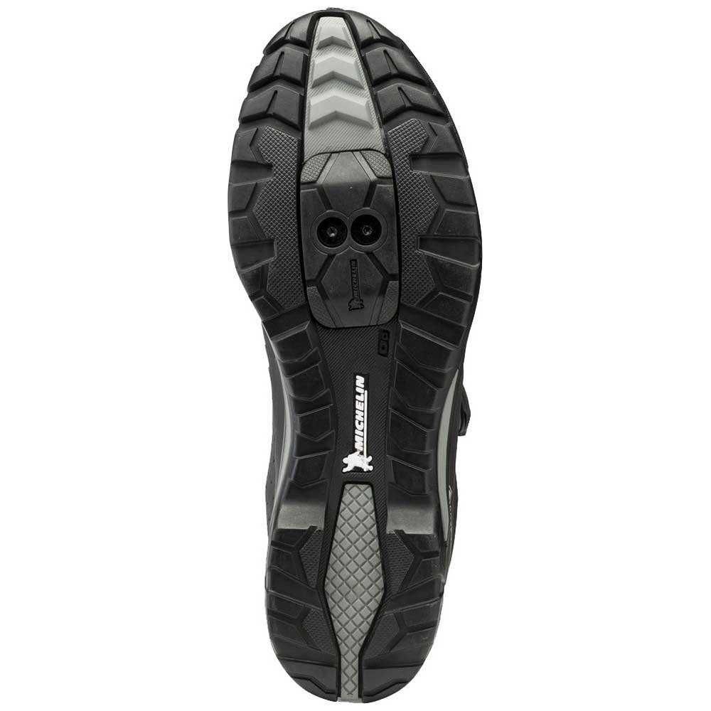 Pantofi pentru bicicletă  Northwave X-Trail Plus Goretex  marimea 42