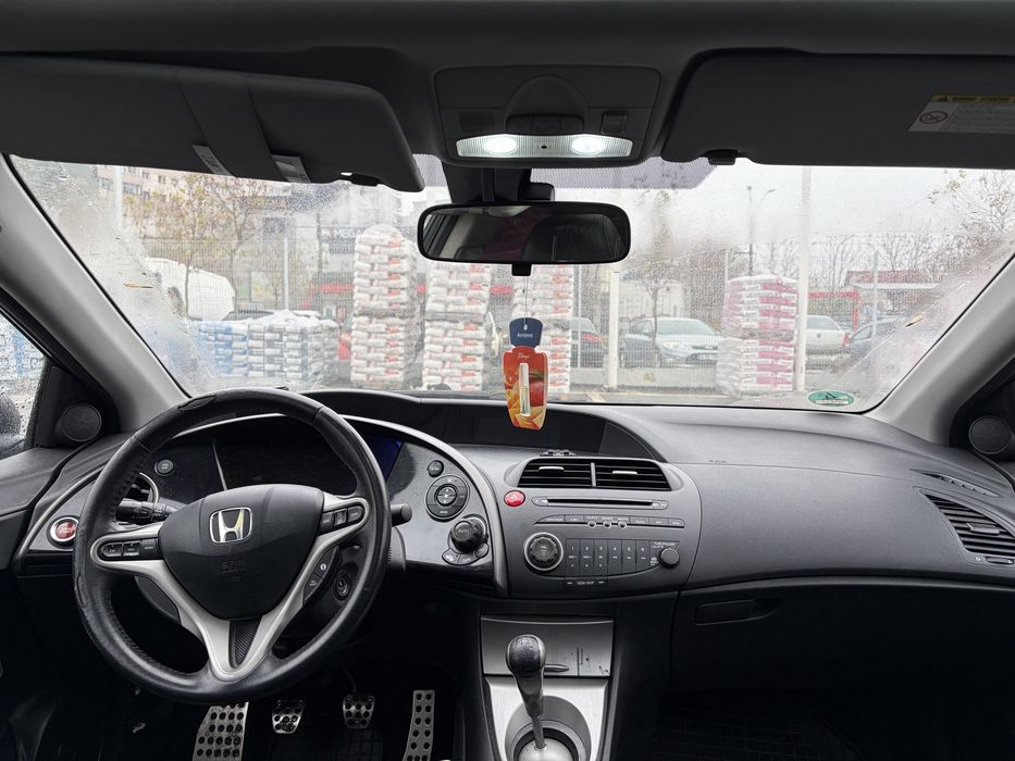 Honda Civic 5D 2008 2.2 140cp