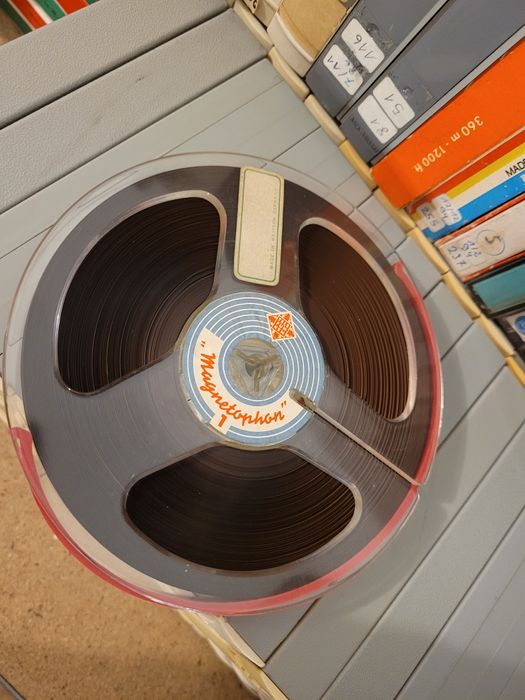 Lot 30 benzi magnetofon