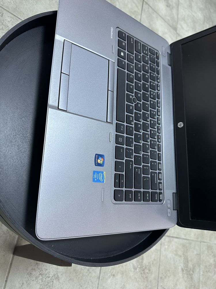 Vand/schimb Laptop Dell i5 300gb windwos 10 hp samsung apple