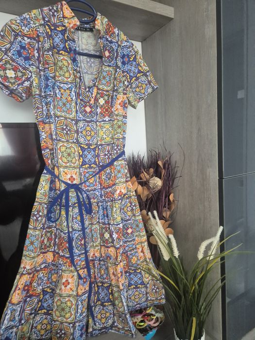 Rochita culori vii, stare ca noua