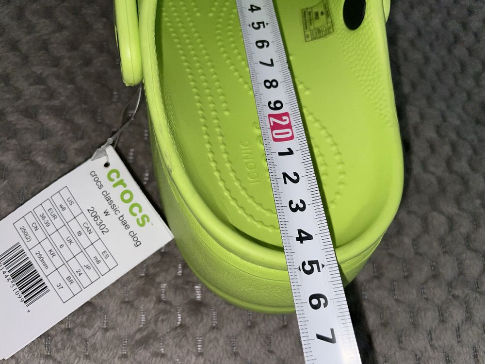 Papuci CROCS nr 38-39