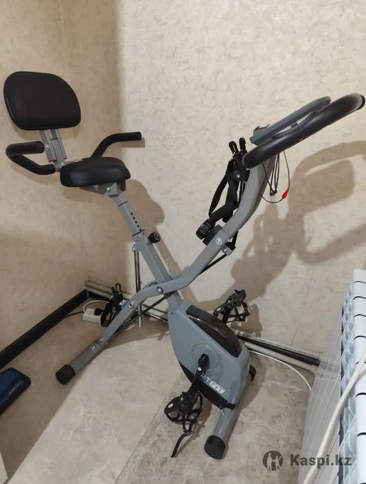 Велотренажер Продам