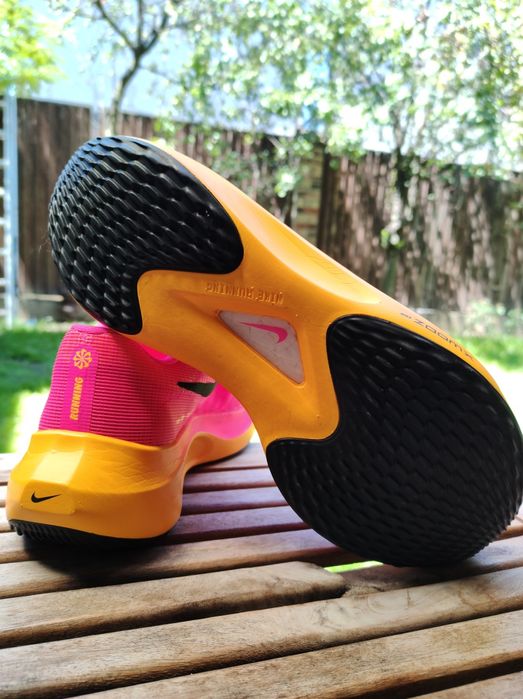 Nike Zoom Fly 5 mărimea 44 nou cu cutie
