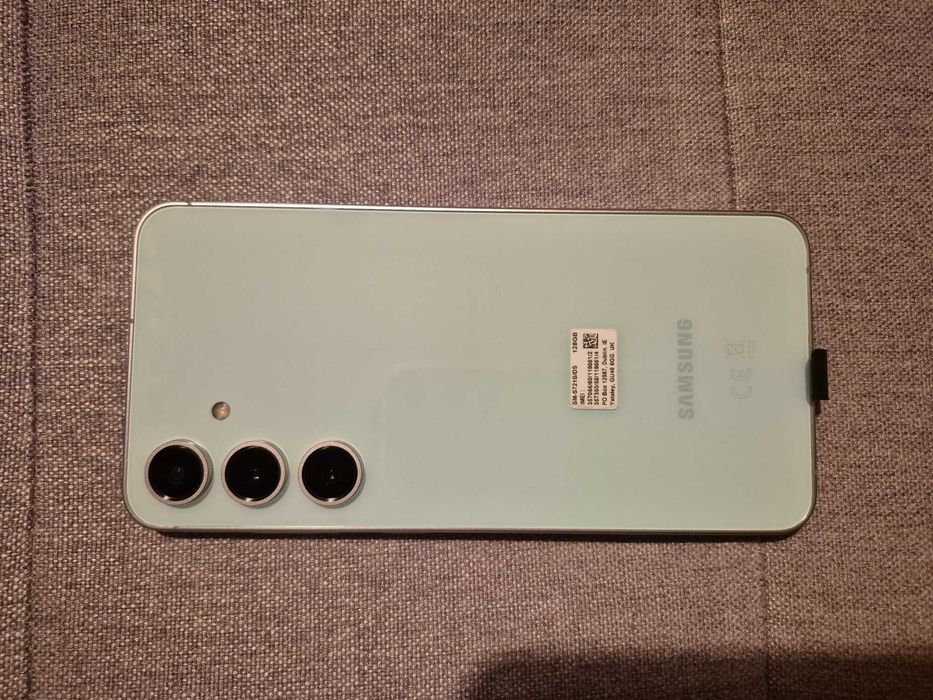 samsung galaxy s24 FE 128GB