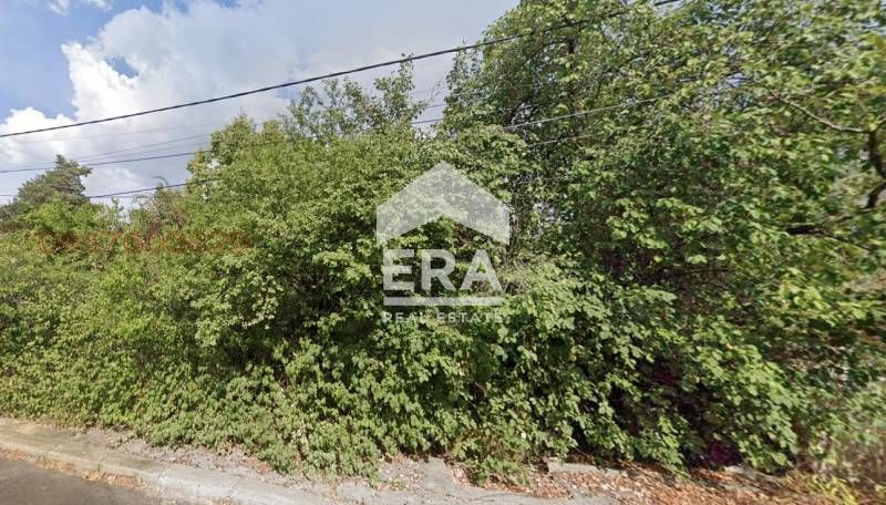 ЕРА Вива предлага за продажба УПИ в квартал Горна Баня с лице на две у