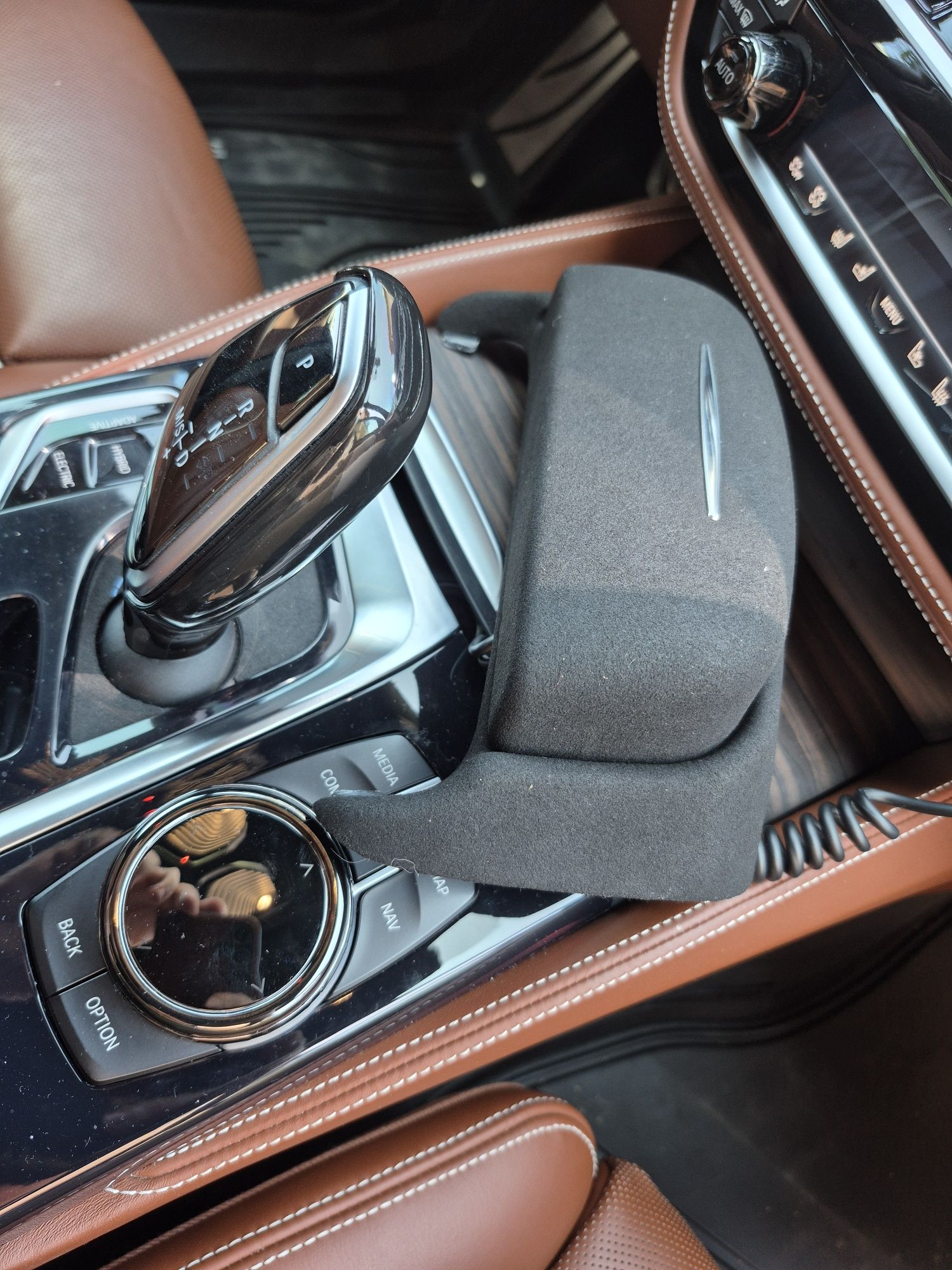 Suport alcantara adițional de ochelari BMW X5 X6 G05 G06 2018-2024