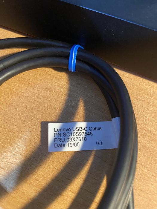 Lenovo Thinkpad Hybrid USB C system docking
