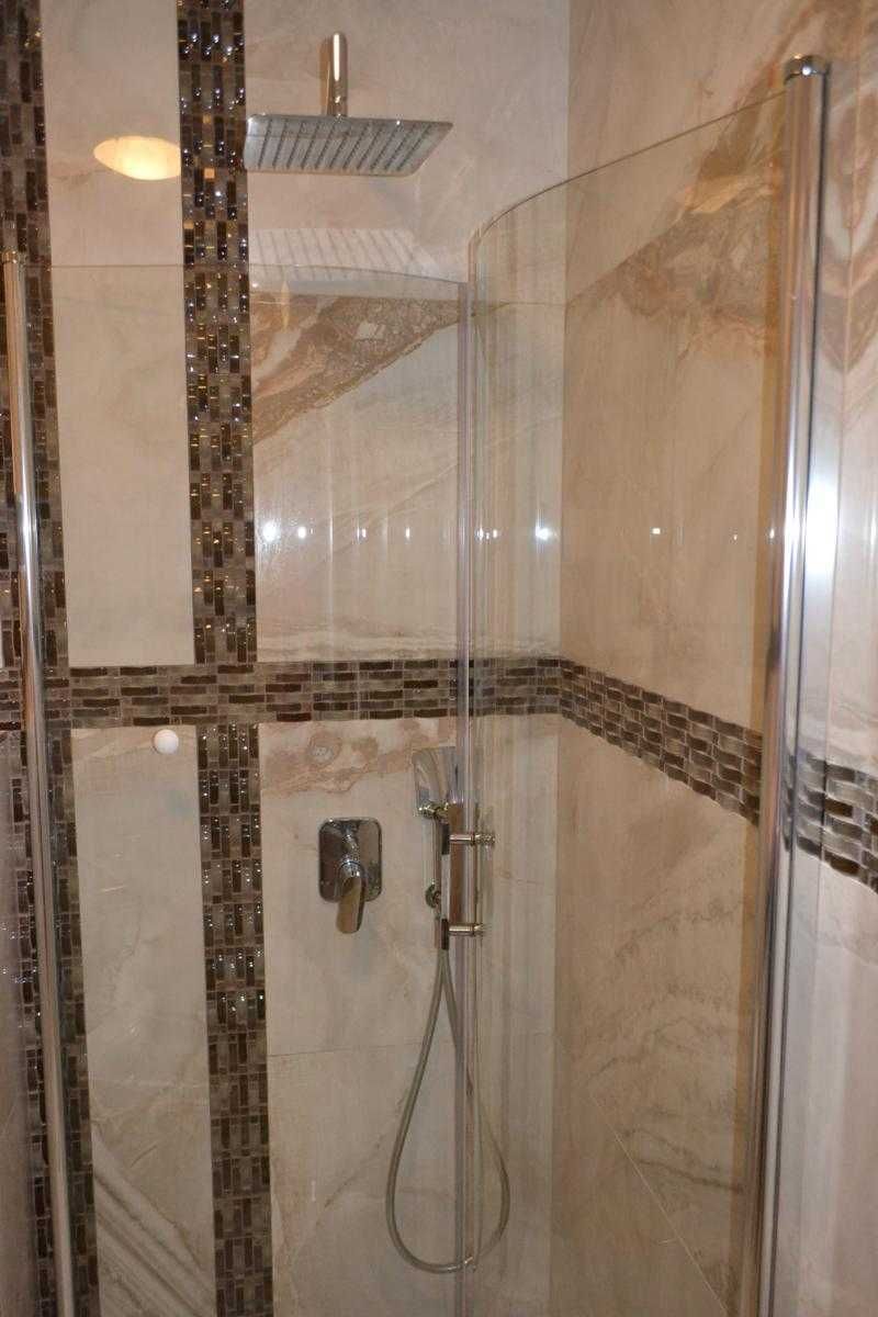 продавам едностаен апартамент в центъра