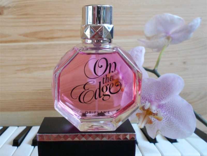 Женский аромат On the Edge [Он Зе Эдж]