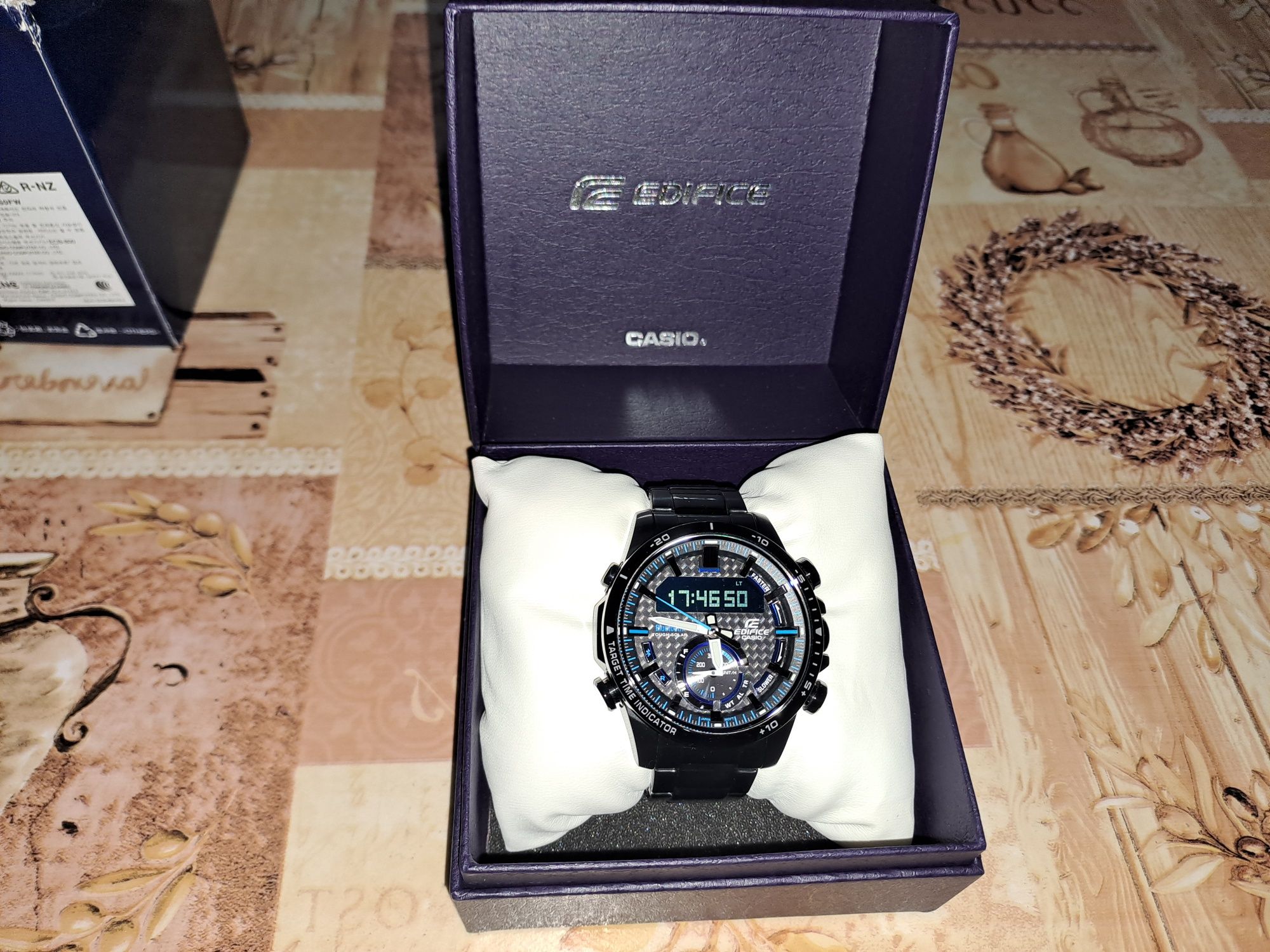 Ceas Casio Edifice ECB-800DC-1ADR