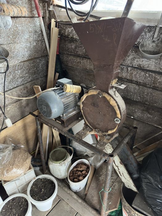 Vand moara + circula taiat lemne