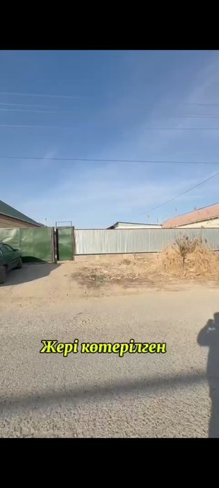 недорого!!! времянка 3_ комнатная в районе коммунизм