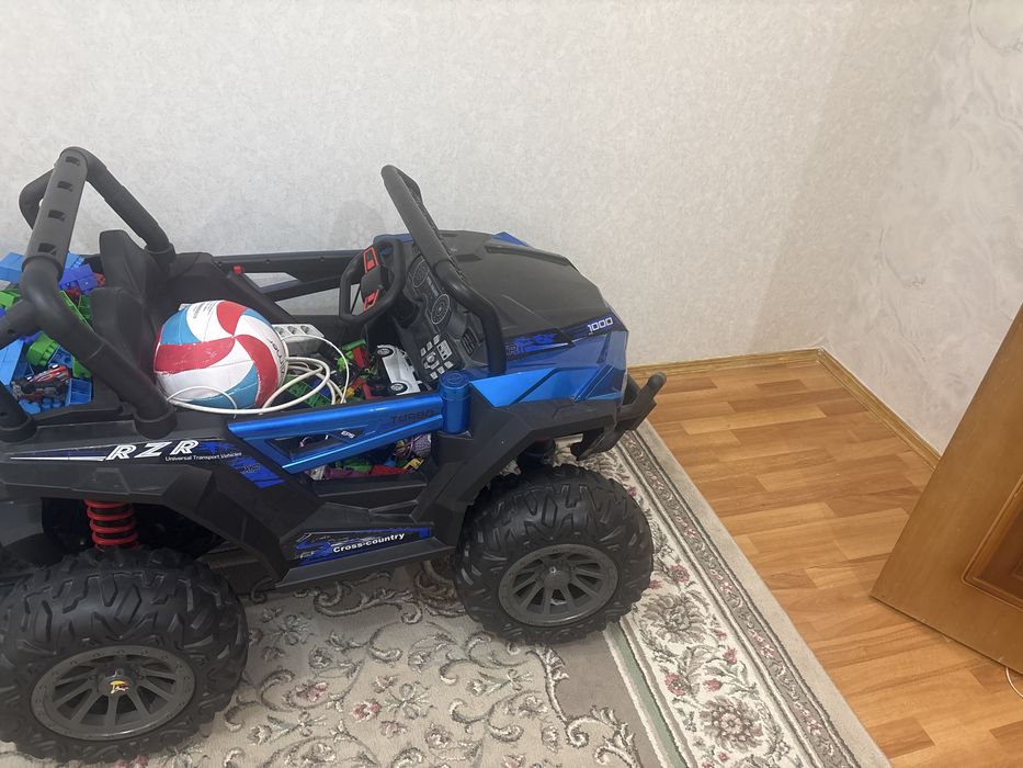 Электромобиль — отличное состояние