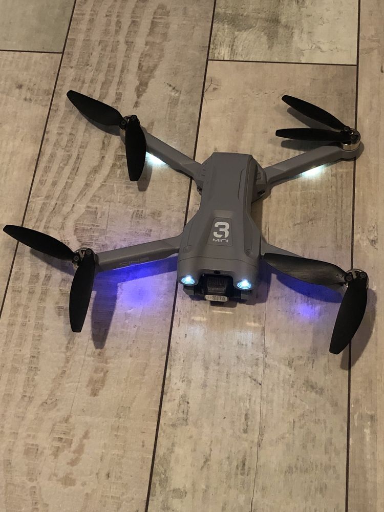 Drona 3 mini ca noua