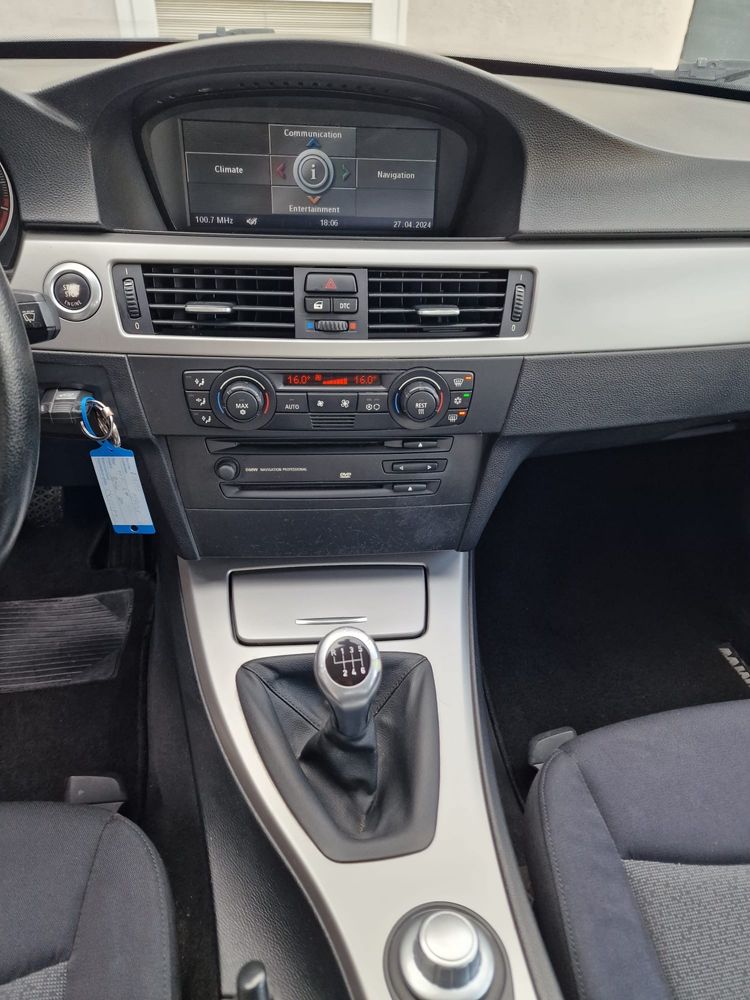 BMW 320D 163 CP / E90 Euro 4 / Navigatie Mare /