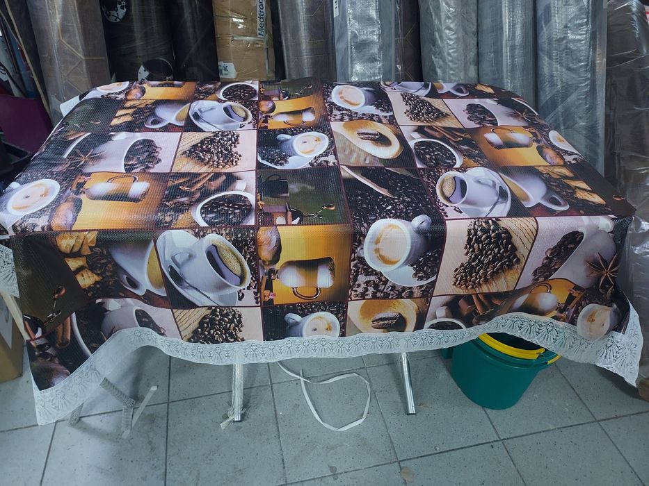 Fata de masa dantelata- musama, 1,40 x 1,20 m= 33 lei bucata, noua