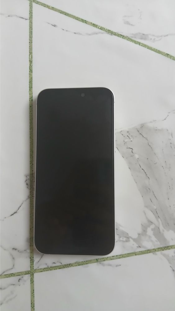 iPhone 16+ [iPhone 16 plus]