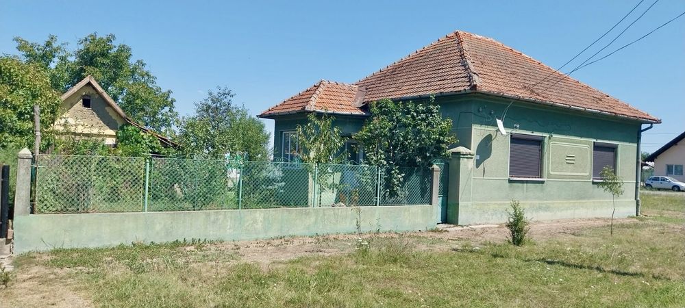 Vand casa in sat Dragsina