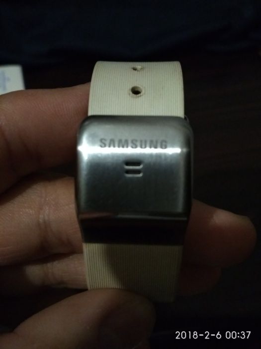 Samsung Gear сотилади