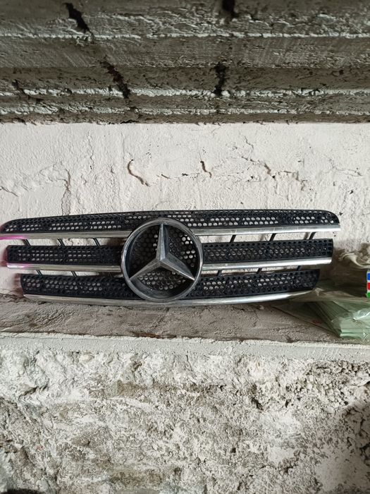 Предна решетка за Мерцедес Мl w 163